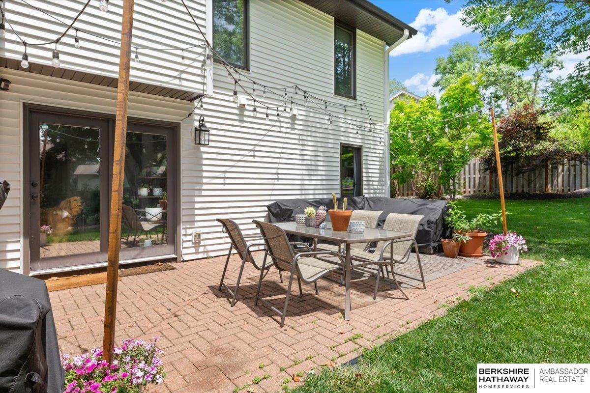 Omaha, Nebraska 68154, United States, 4 Bedrooms Bedrooms, ,3 BathroomsBathrooms,Residential,Active,154642