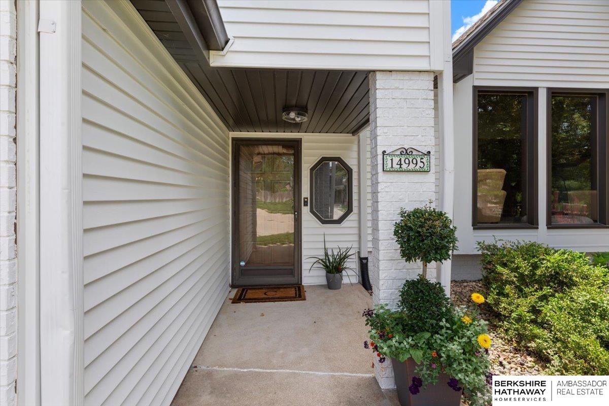 Omaha, Nebraska 68154, United States, 4 Bedrooms Bedrooms, ,3 BathroomsBathrooms,Residential,Active,154642