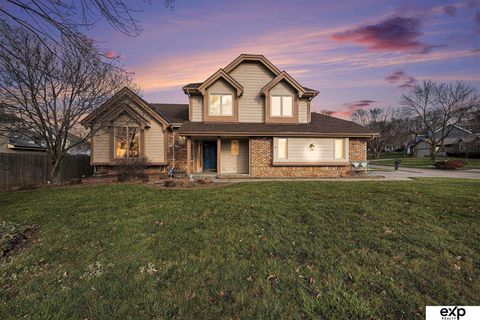 Photo of 15054 Patterson Drive, Omaha, NE 68137 (MLS # 22533350)