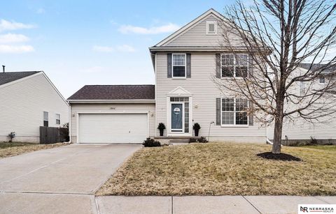 Photo of 3864 S 190th Street, Omaha, NE 68130 (MLS # 22601101)