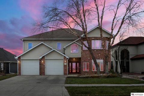 Photo of 515 Pier 2, Lincoln, NE 68528 (MLS # 22534908)