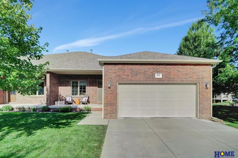 Photo of 4117 S 78th Street, Lincoln, NE 68506 (MLS # 22605540)