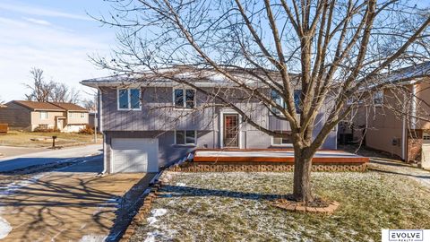 Photo of 6355 S 140th Circle, Omaha, NE 68137 (MLS # 22535022)