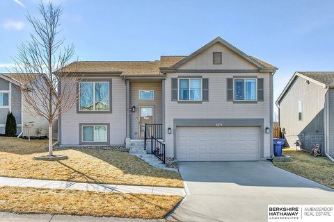 Photo of 7766 N 149 Street, Bennington, NE 68007 (MLS # 22603563)