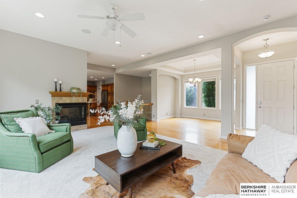 Omaha, Nebraska 68130, United States, 4 Bedrooms Bedrooms, ,3 BathroomsBathrooms,Residential,Active,189535