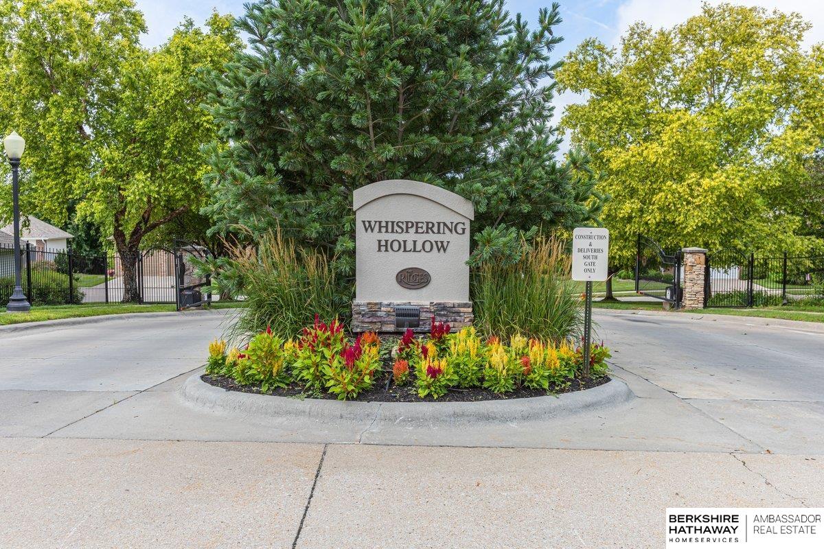 Omaha, Nebraska 68130, United States, 4 Bedrooms Bedrooms, ,3 BathroomsBathrooms,Residential,Active,189535