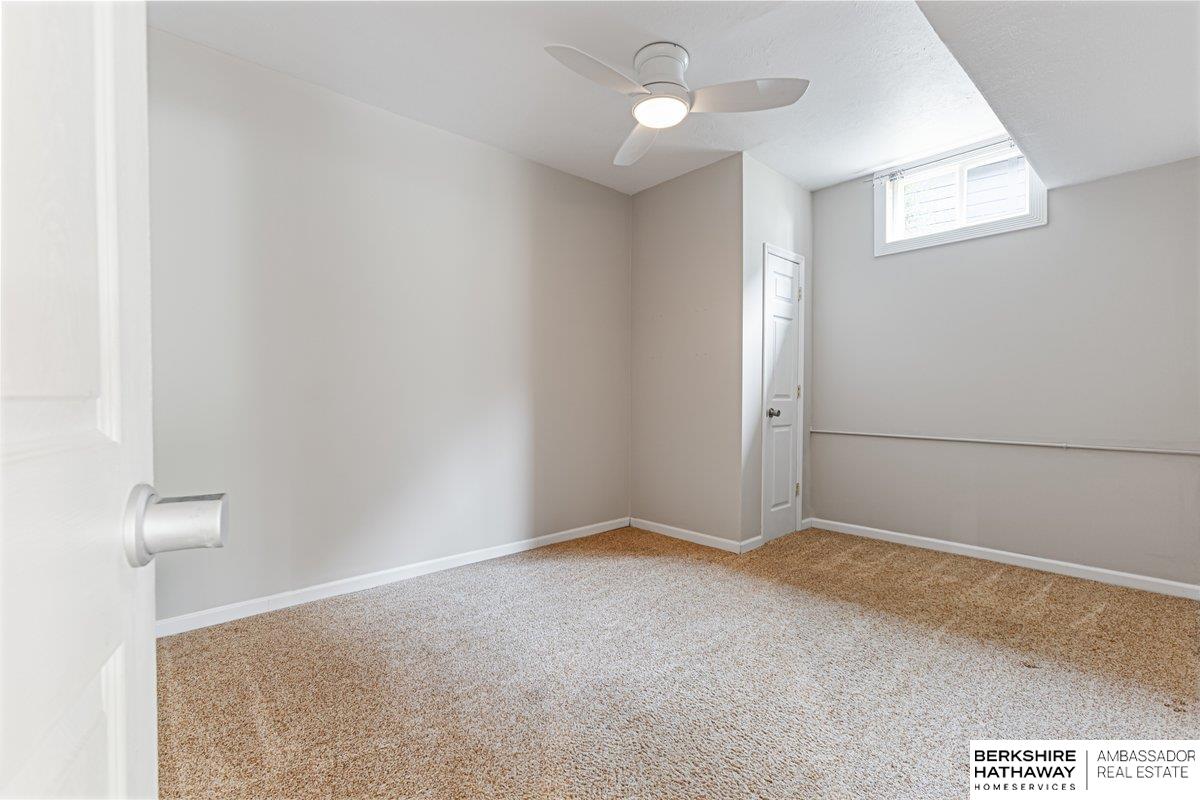 Omaha, Nebraska 68130, United States, 4 Bedrooms Bedrooms, ,3 BathroomsBathrooms,Residential,Active,189535