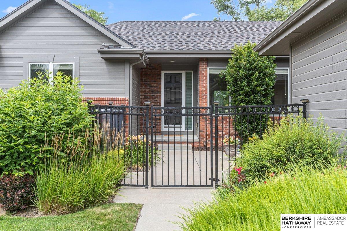 Omaha, Nebraska 68130, United States, 4 Bedrooms Bedrooms, ,3 BathroomsBathrooms,Residential,Active,189535