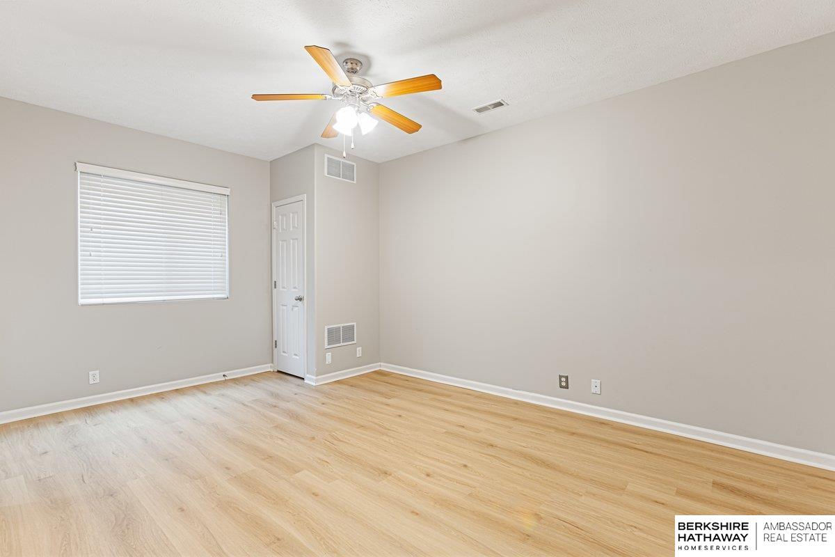 Omaha, Nebraska 68130, United States, 4 Bedrooms Bedrooms, ,3 BathroomsBathrooms,Residential,Active,189535