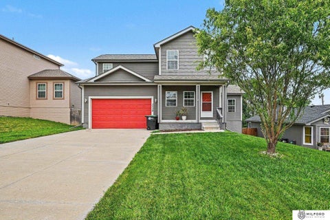 Photo of 3338 Harrison Street, Omaha, NE 68147 (MLS # 22618813)
