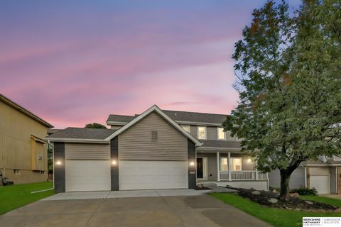 Photo of 8613 S 98th Street, La Vista, NE 68128 (MLS # 22600384)