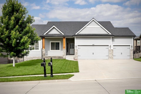 Photo of 14902 S 22nd Street, Bellevue, NE 68123 (MLS # 22615903)
