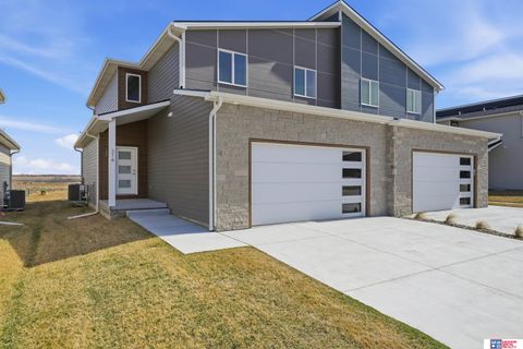 Photo of 314 N 105th Street, Lincoln, NE 68527 (MLS # 22606357)