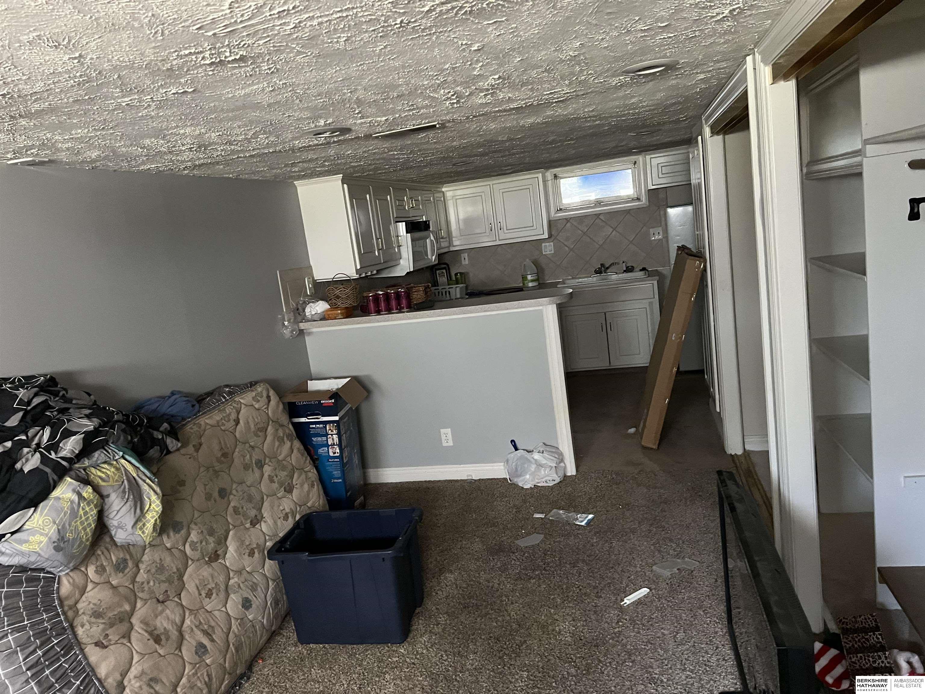 Omaha, Nebraska 68106, United States, 2 Bedrooms Bedrooms, ,2 BathroomsBathrooms,Residential,Active,86451