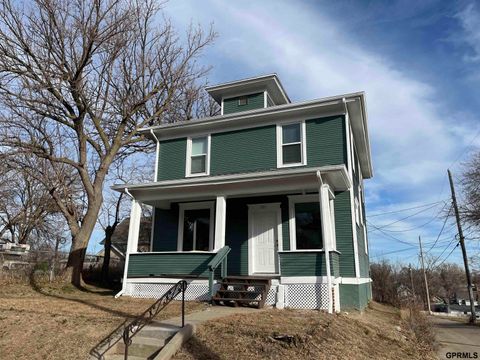 Photo of 1511 N 33rd Street, Omaha, NE 68111 (MLS # 22535135)