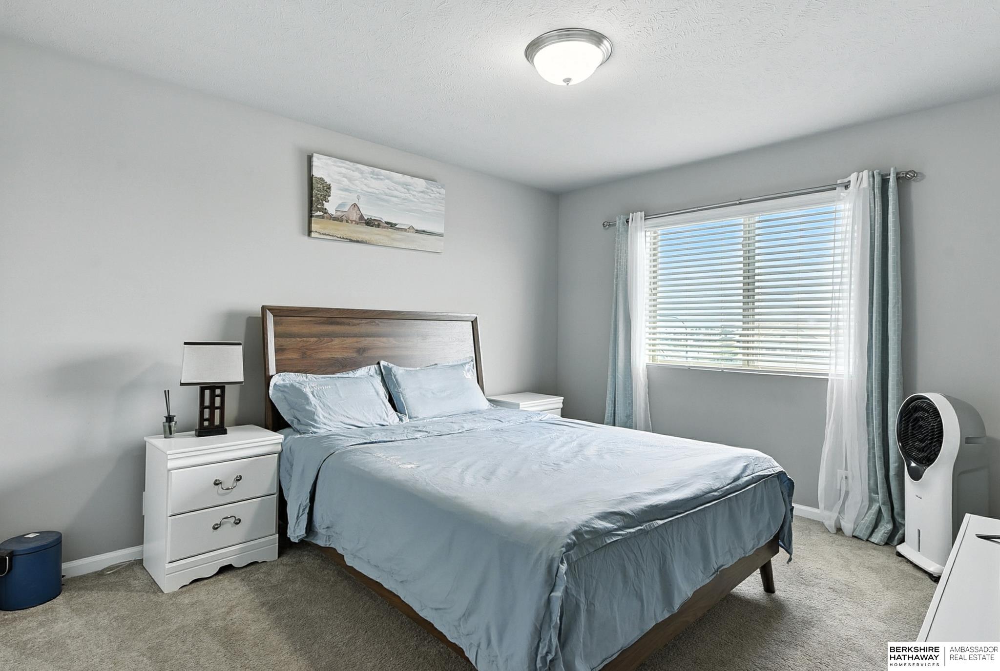 Omaha, Nebraska 68116, United States, 4 Bedrooms Bedrooms, ,2 BathroomsBathrooms,Residential,Pending,215576