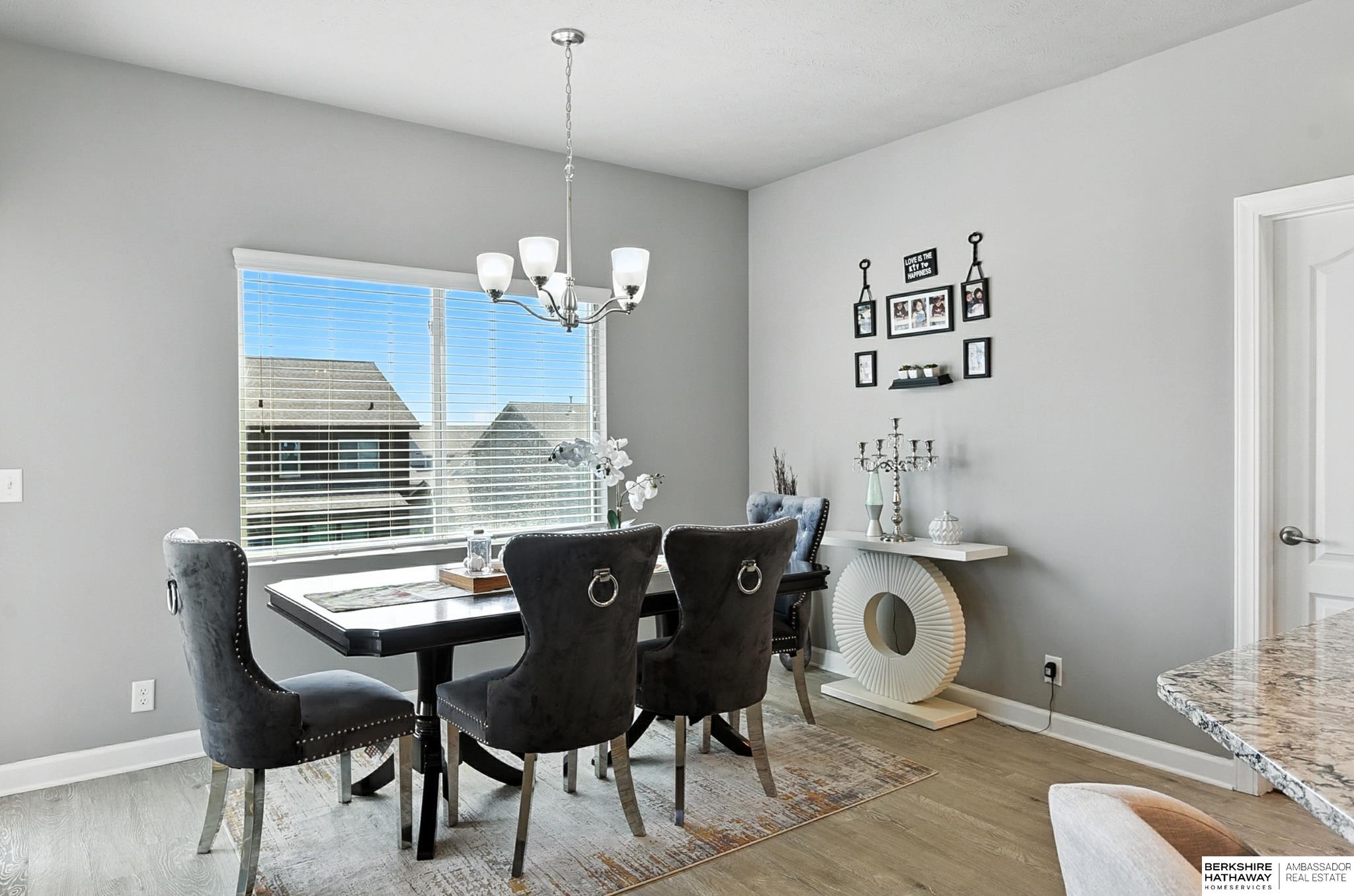 Omaha, Nebraska 68116, United States, 4 Bedrooms Bedrooms, ,2 BathroomsBathrooms,Residential,Pending,215576