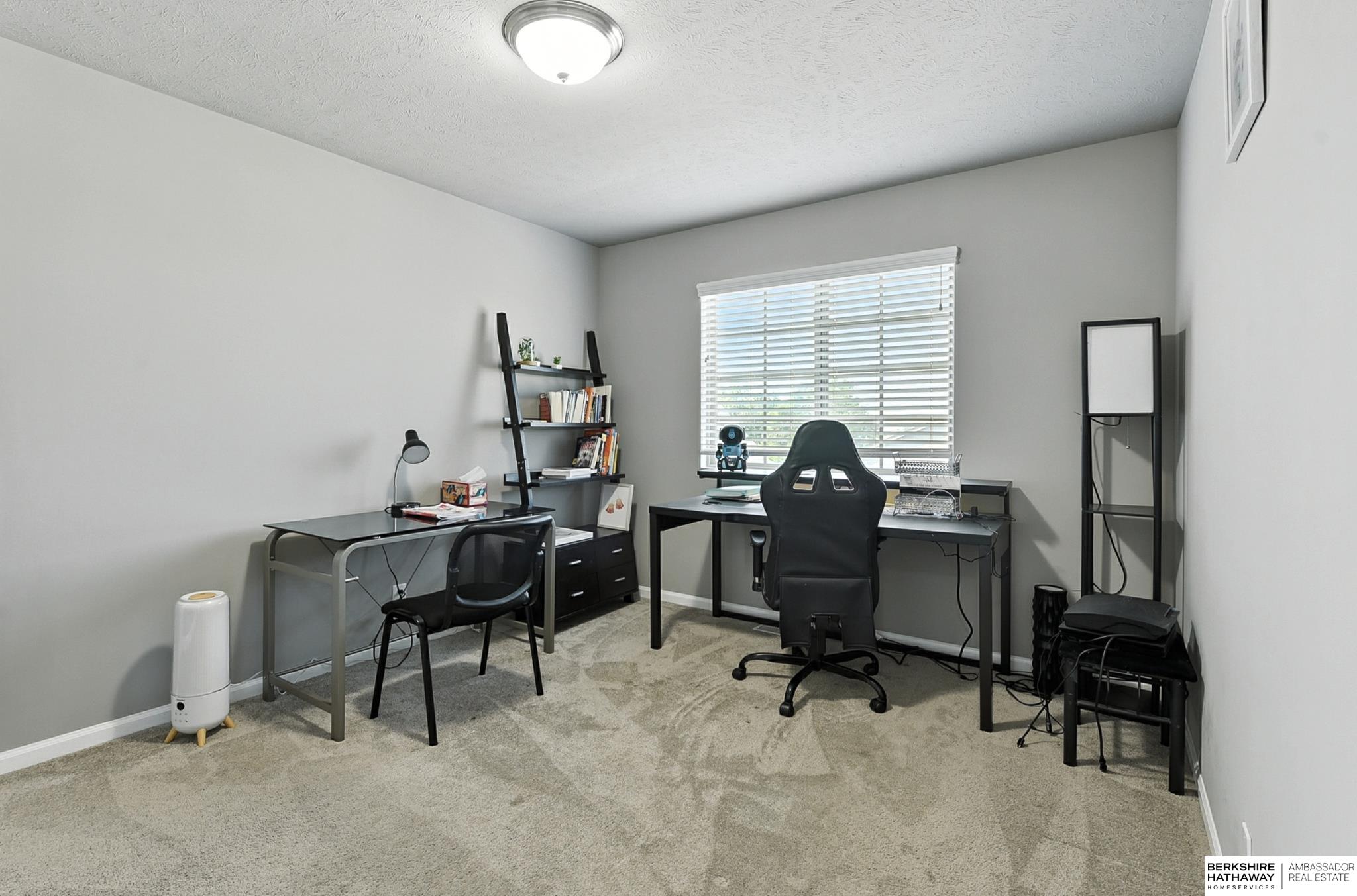 Omaha, Nebraska 68116, United States, 4 Bedrooms Bedrooms, ,2 BathroomsBathrooms,Residential,Pending,215576