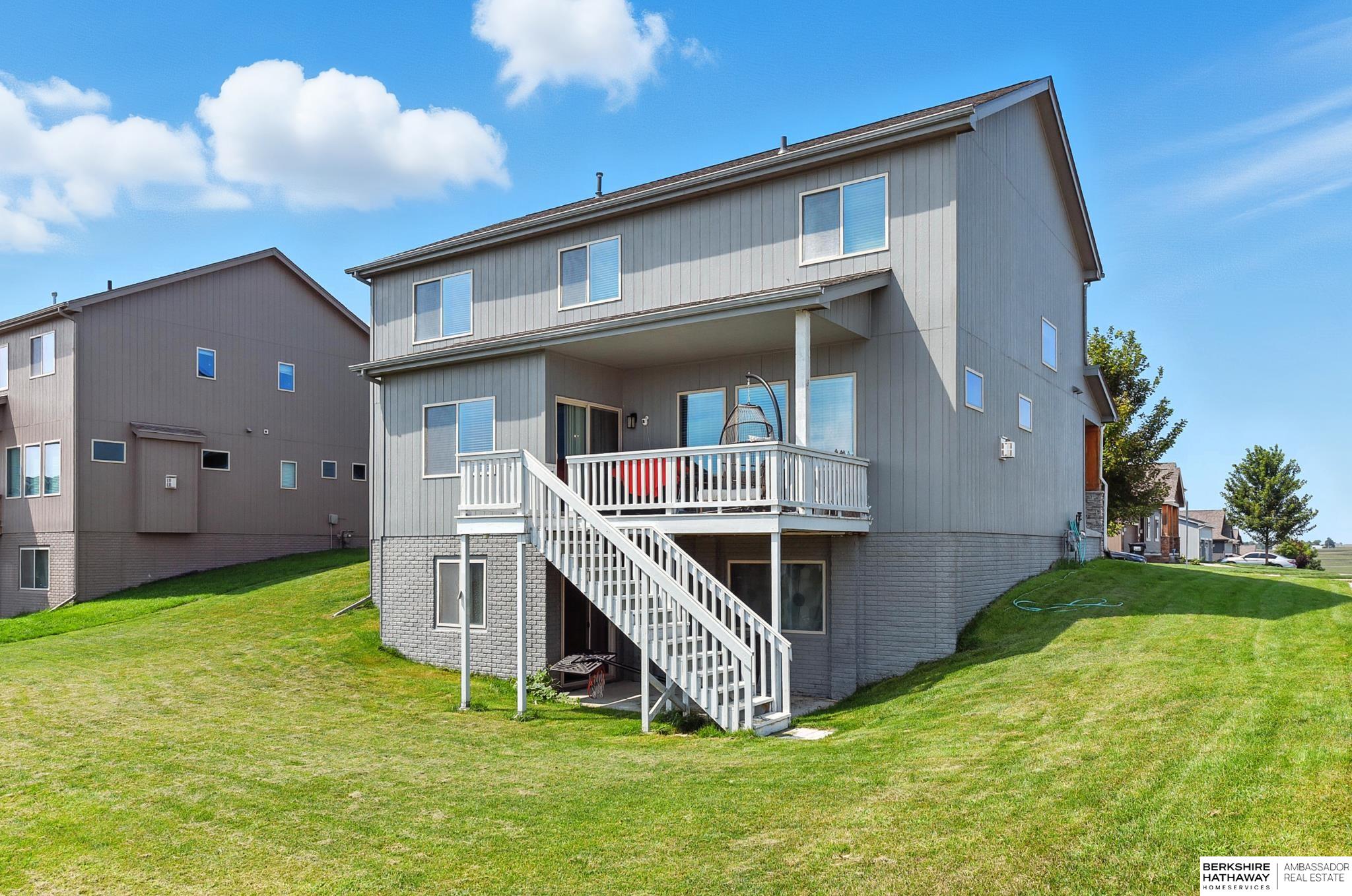 Omaha, Nebraska 68116, United States, 4 Bedrooms Bedrooms, ,2 BathroomsBathrooms,Residential,Pending,215576