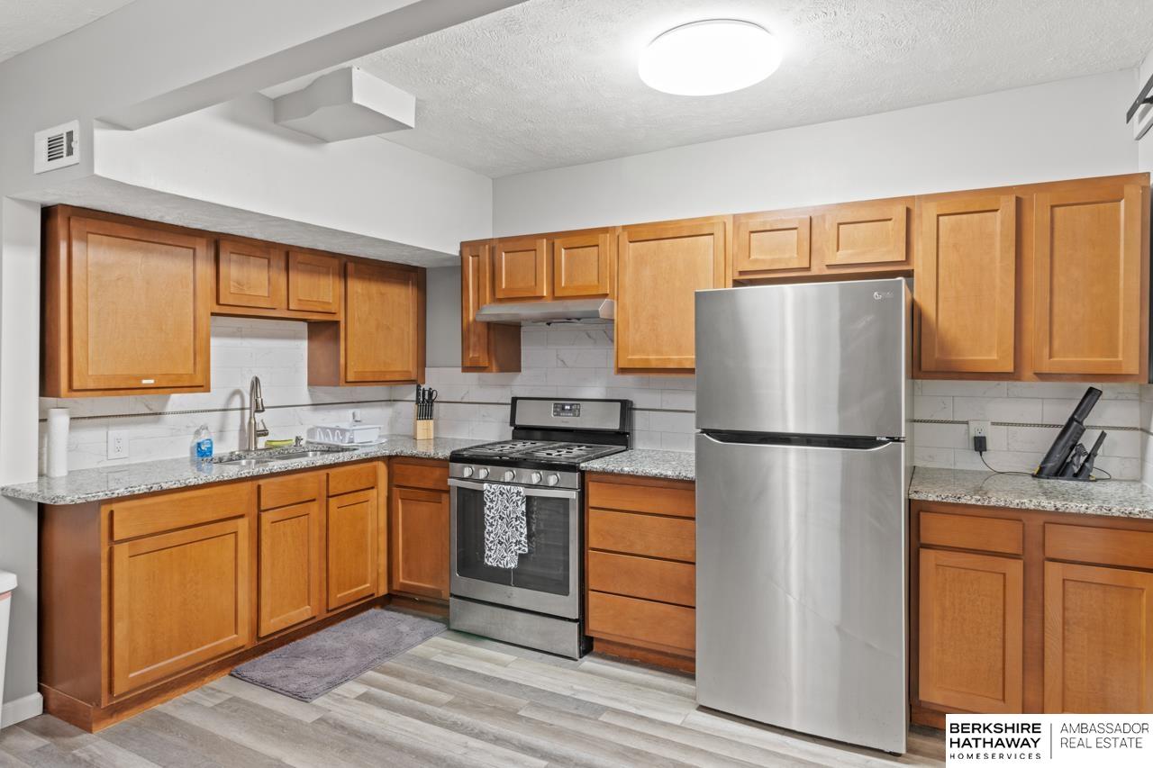 Omaha, Nebraska 68108, United States, 5 Bedrooms Bedrooms, ,3 BathroomsBathrooms,Residential,Active,240046