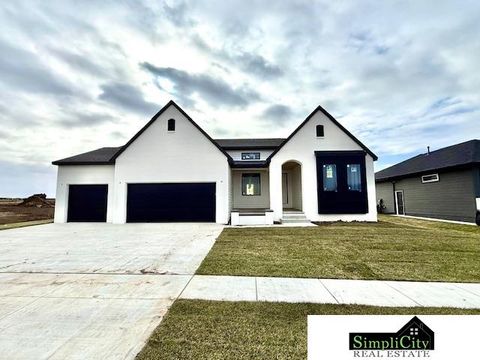 Photo of 8811 Dragonfly Lane, Lincoln, NE 68526 (MLS # 22535201)