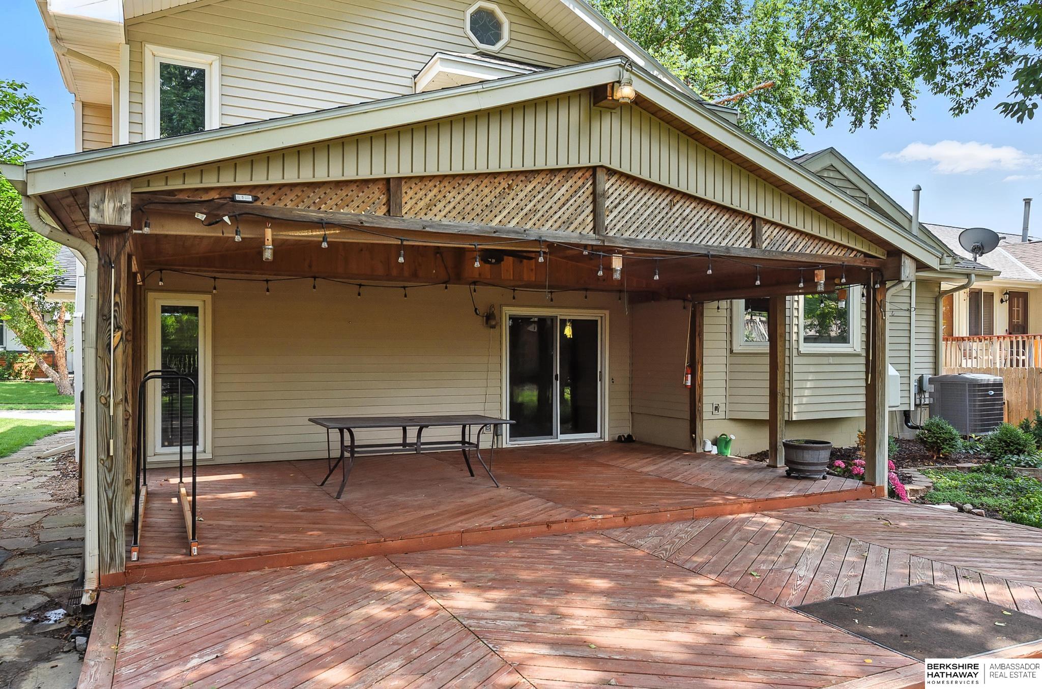 Omaha, Nebraska 68138, United States, 3 Bedrooms Bedrooms, ,2 BathroomsBathrooms,Residential,Active,174734