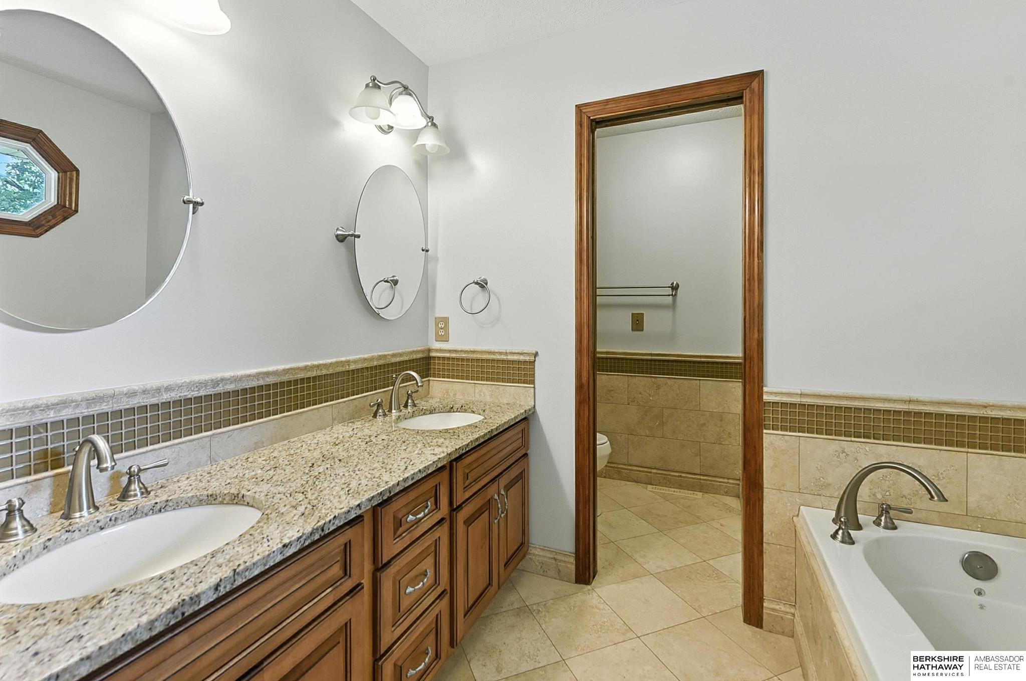 Omaha, Nebraska 68138, United States, 3 Bedrooms Bedrooms, ,2 BathroomsBathrooms,Residential,Active,174734