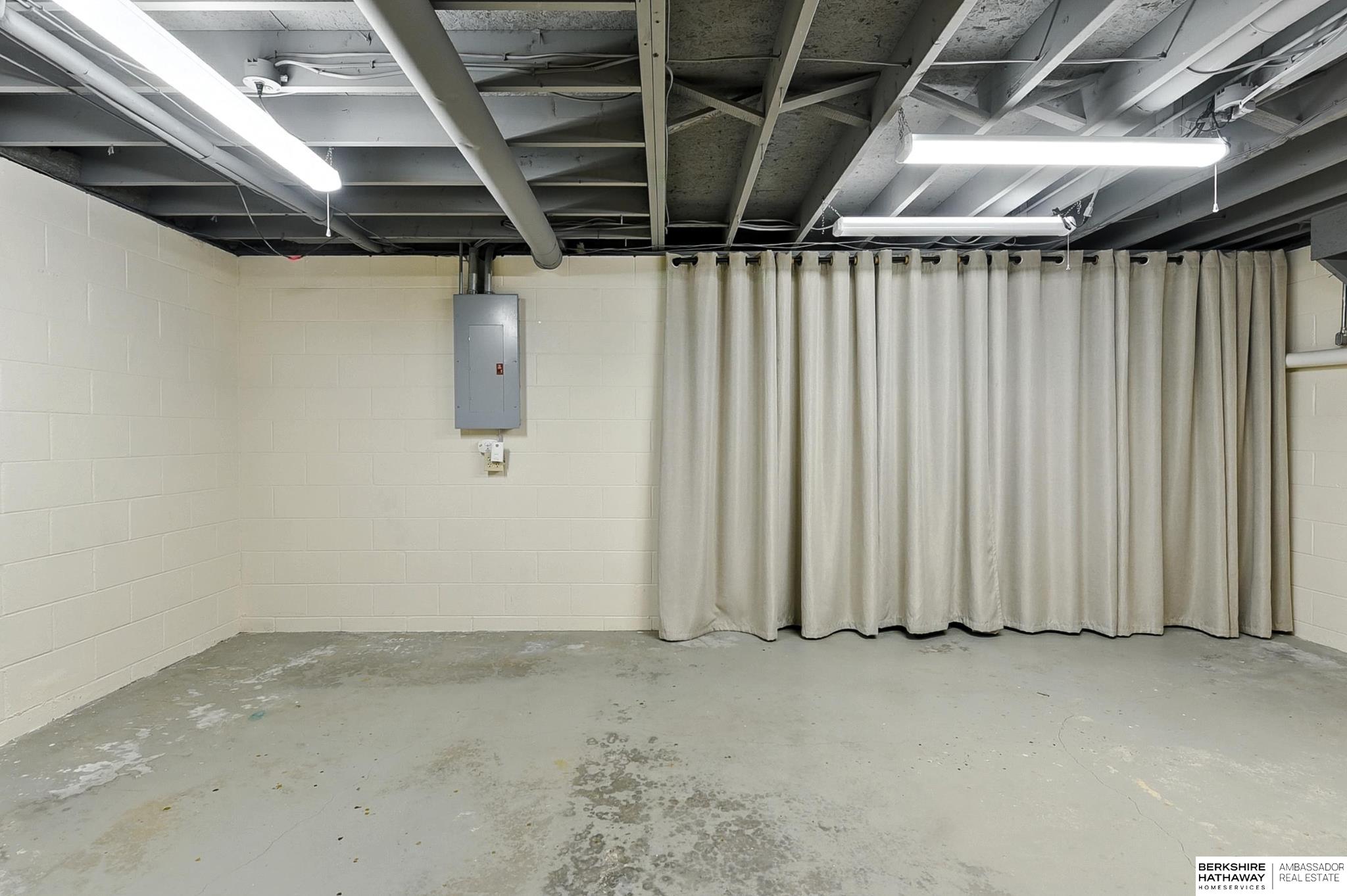 Omaha, Nebraska 68138, United States, 3 Bedrooms Bedrooms, ,2 BathroomsBathrooms,Residential,Active,174734