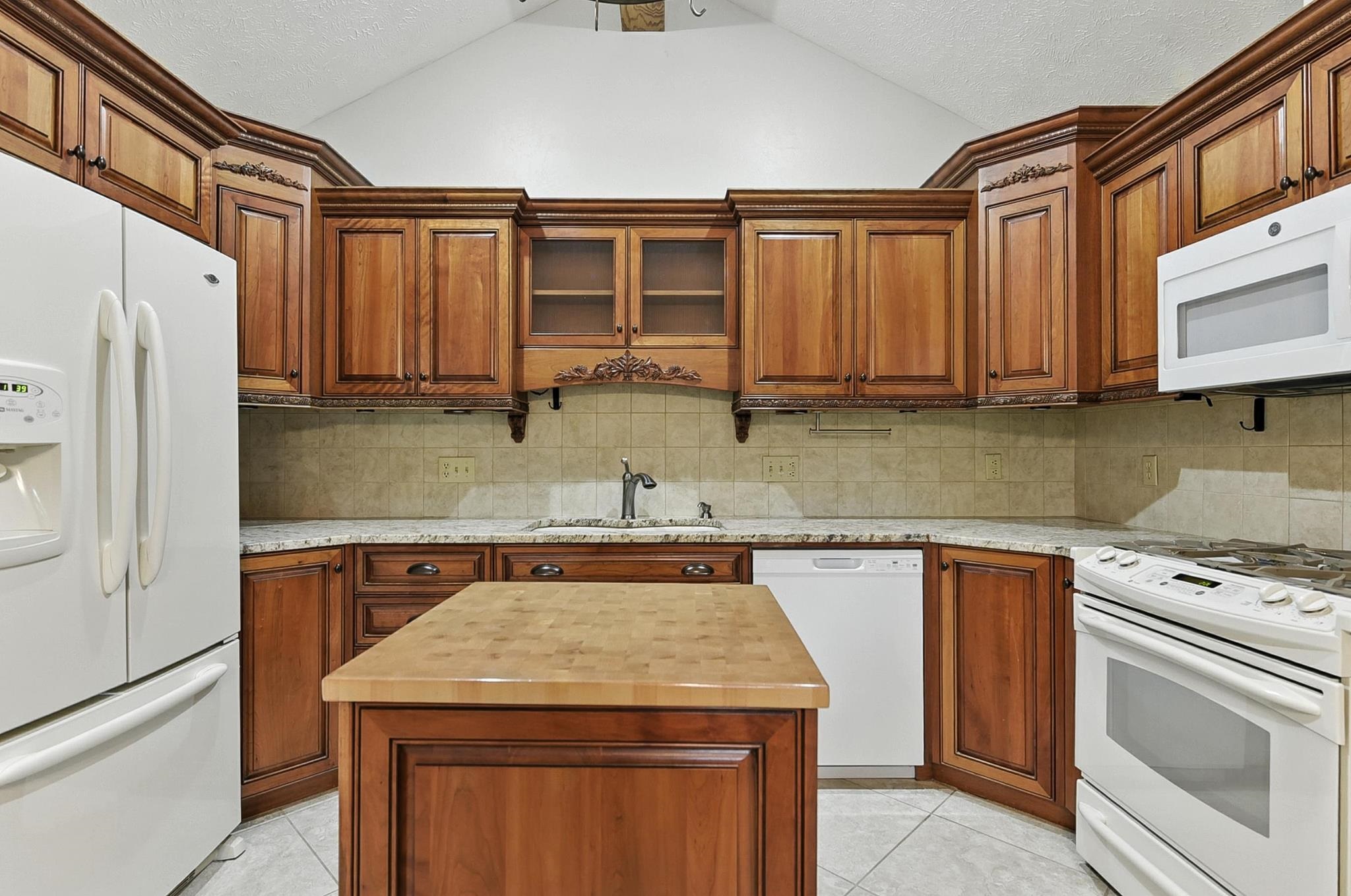 Omaha, Nebraska 68138, United States, 3 Bedrooms Bedrooms, ,2 BathroomsBathrooms,Residential,Active,174734