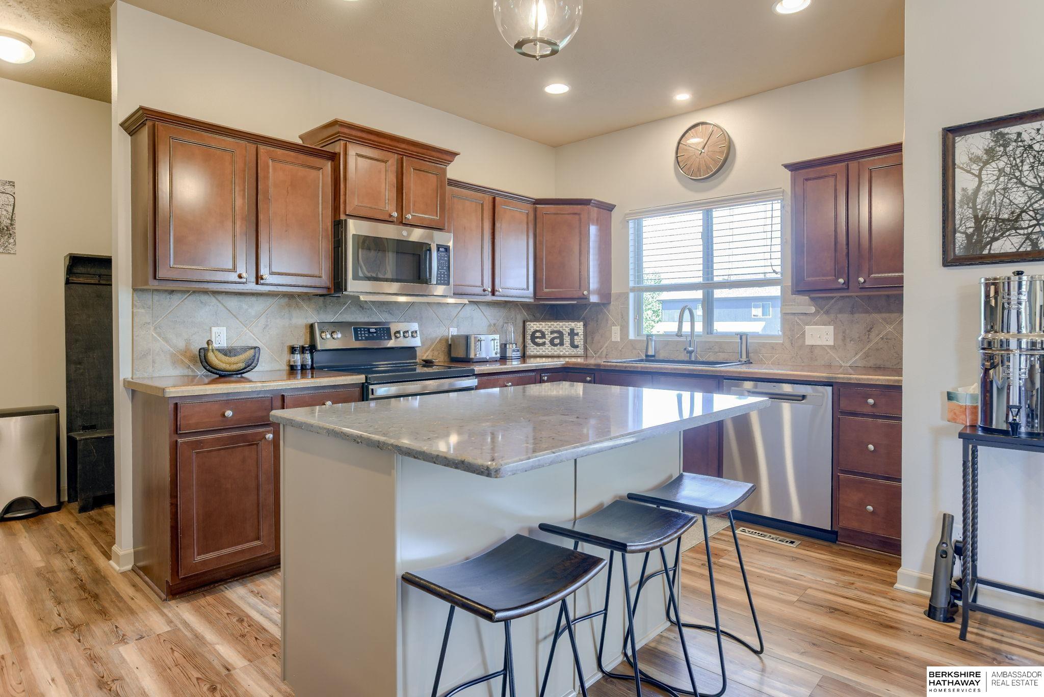 Omaha, Nebraska 68116, United States, 4 Bedrooms Bedrooms, ,3 BathroomsBathrooms,Residential,Active,143140