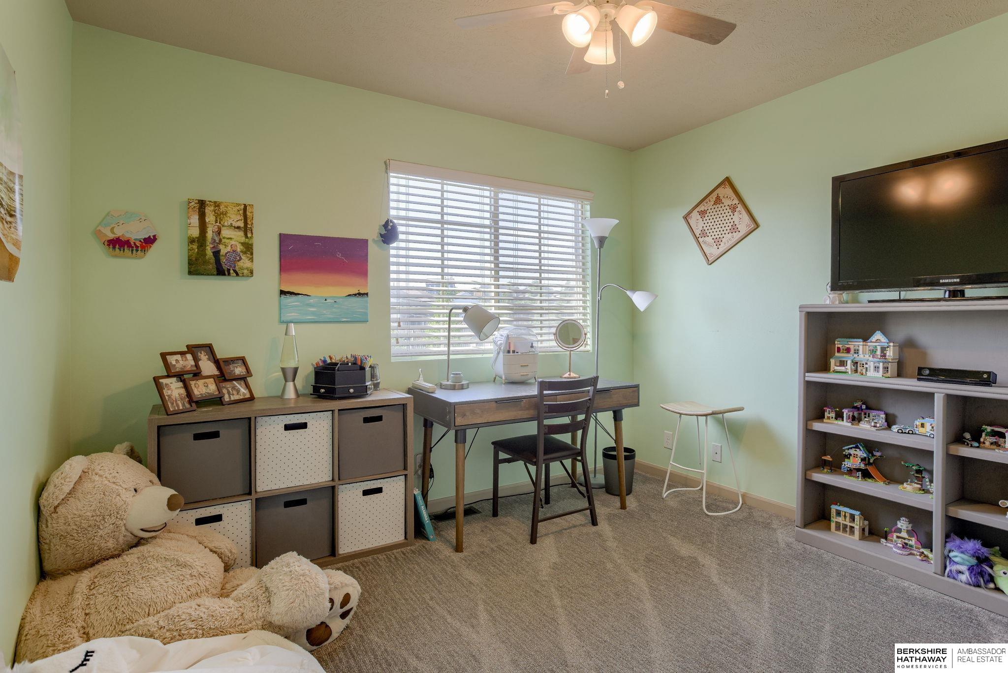 Omaha, Nebraska 68116, United States, 4 Bedrooms Bedrooms, ,3 BathroomsBathrooms,Residential,Active,143140