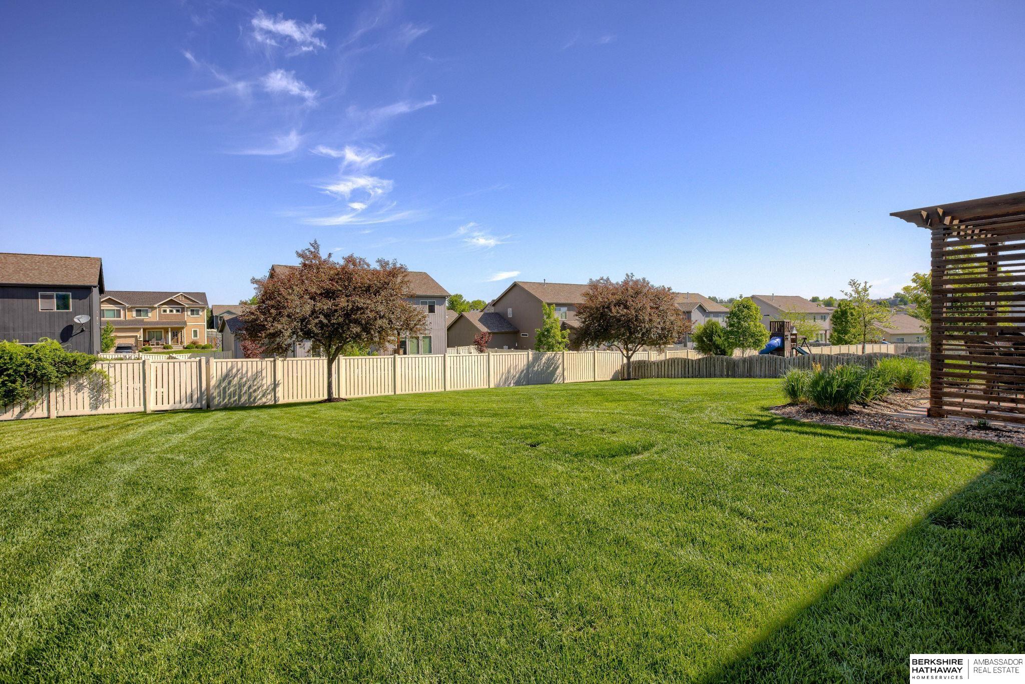 Omaha, Nebraska 68116, United States, 4 Bedrooms Bedrooms, ,3 BathroomsBathrooms,Residential,Active,143140