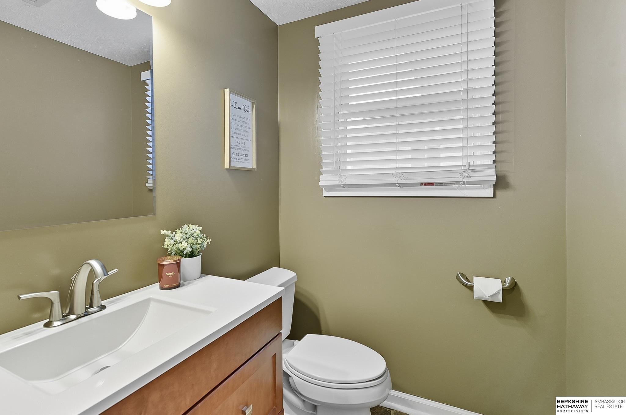 Omaha, Nebraska 68137, United States, 4 Bedrooms Bedrooms, ,3 BathroomsBathrooms,Residential,Active,217689