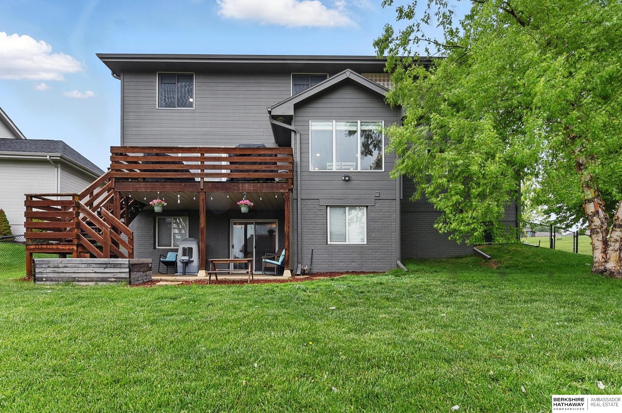 Omaha, Nebraska 68130, United States, 4 Bedrooms Bedrooms, ,3 BathroomsBathrooms,Residential,Active,151055