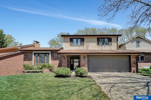 Photo of 2306 S 72nd Street, Lincoln, NE 68506 (MLS # 22534653)
