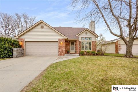 Photo of 5424 Sugarberry Court, Lincoln, NE 68516 (MLS # 22609225)