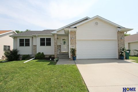 Photo of 1948 SW 33 Street, Lincoln, NE 68522 (MLS # 22605565)