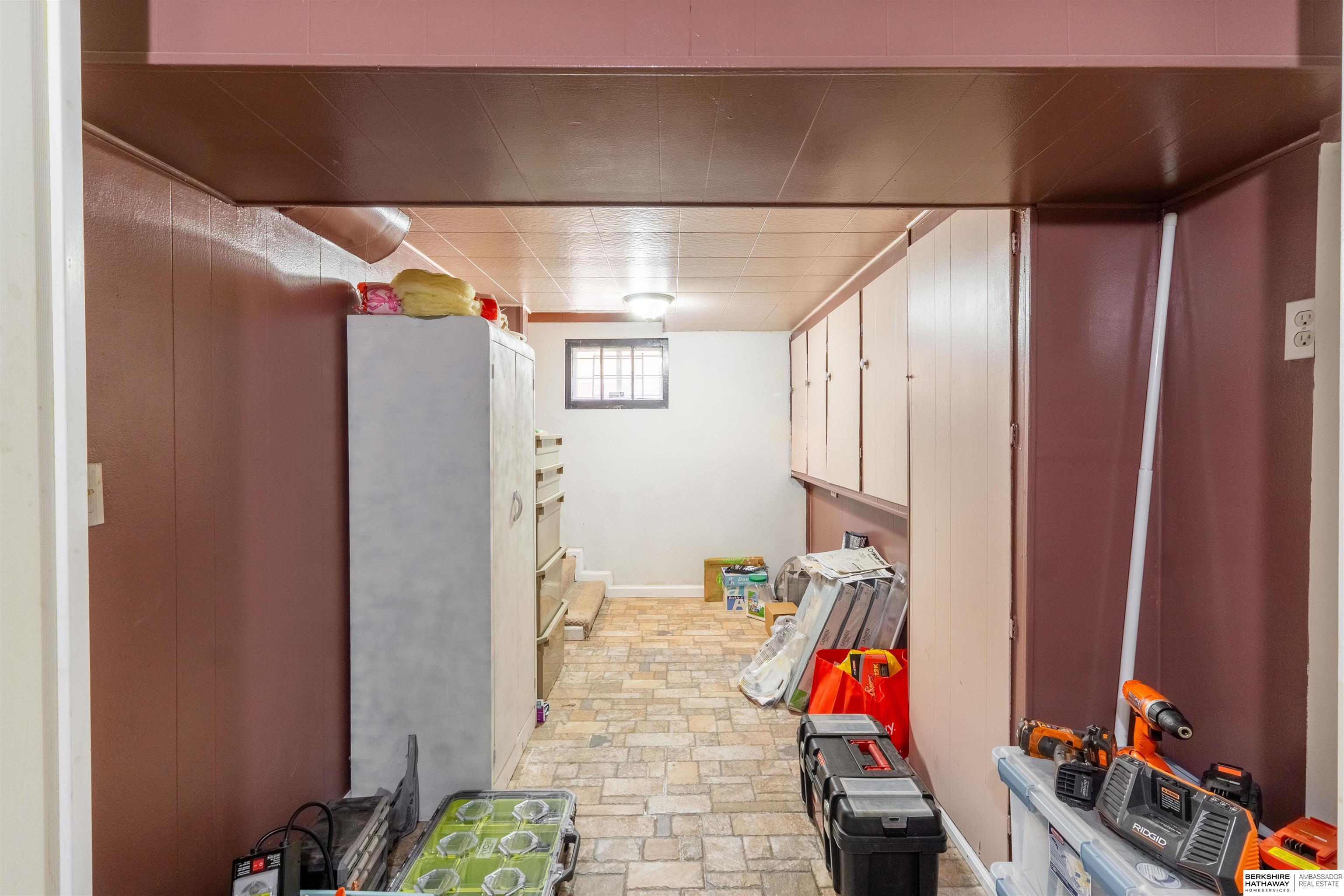 Omaha, Nebraska 68112, United States, 2 Bedrooms Bedrooms, ,2 BathroomsBathrooms,Residential,Active,238993