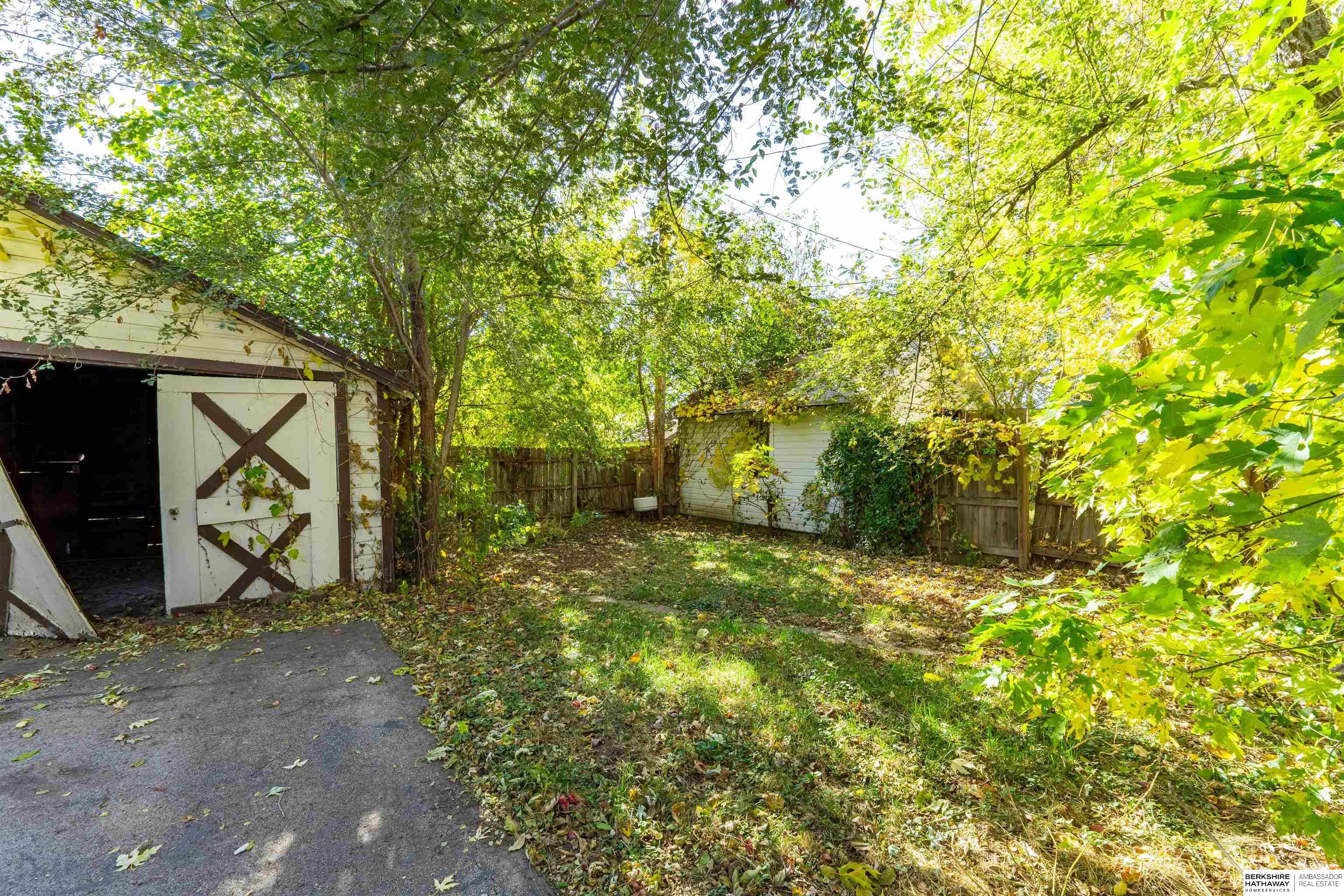 Omaha, Nebraska 68112, United States, 2 Bedrooms Bedrooms, ,2 BathroomsBathrooms,Residential,Active,238993