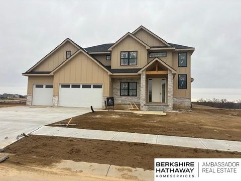 Photo of 16624 Abigail Street, Bennington, NE 68007 (MLS # 22601344)