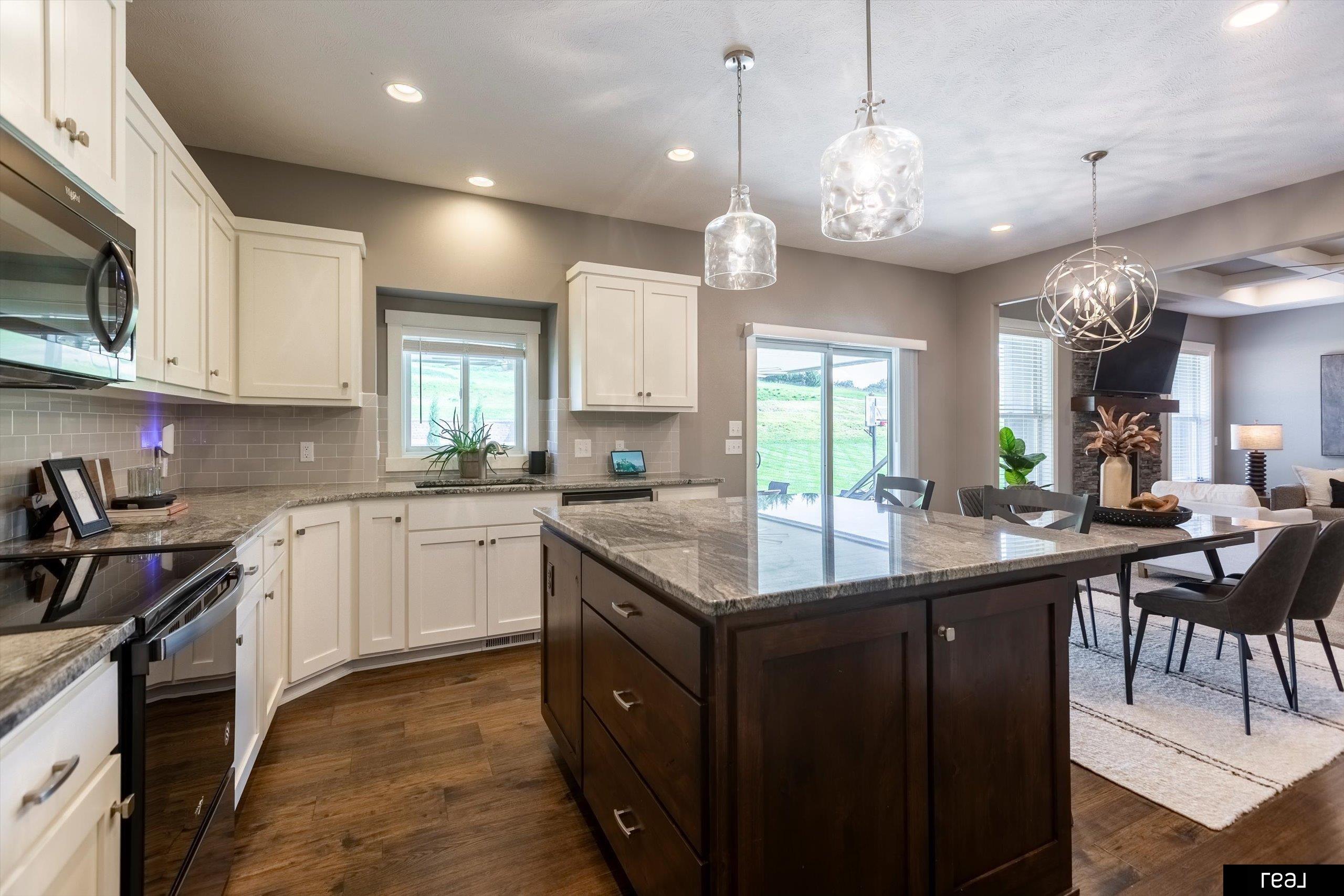 Gretna, Nebraska 68028, United States, 4 Bedrooms Bedrooms, ,3 BathroomsBathrooms,Residential,Active,195193