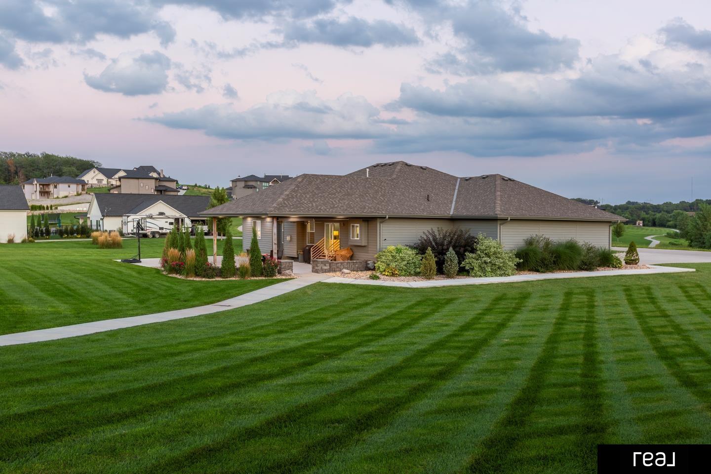 Gretna, Nebraska 68028, United States, 4 Bedrooms Bedrooms, ,3 BathroomsBathrooms,Residential,Active,195193