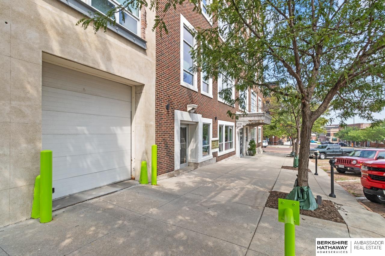 Omaha, Nebraska 68102, United States, 2 Bedrooms Bedrooms, ,2 BathroomsBathrooms,Residential,Active,187833