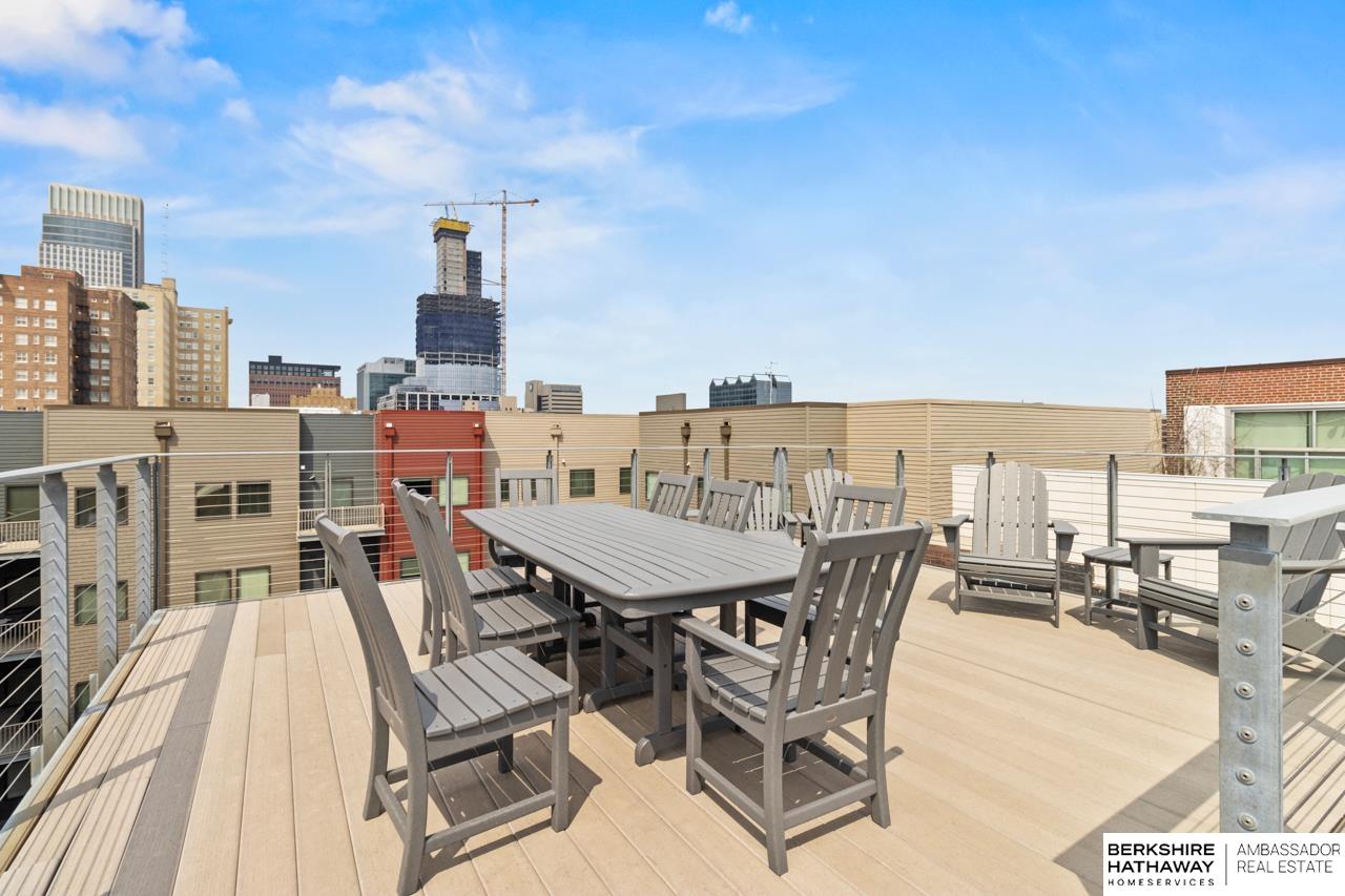 Omaha, Nebraska 68102, United States, 2 Bedrooms Bedrooms, ,2 BathroomsBathrooms,Residential,Active,187833