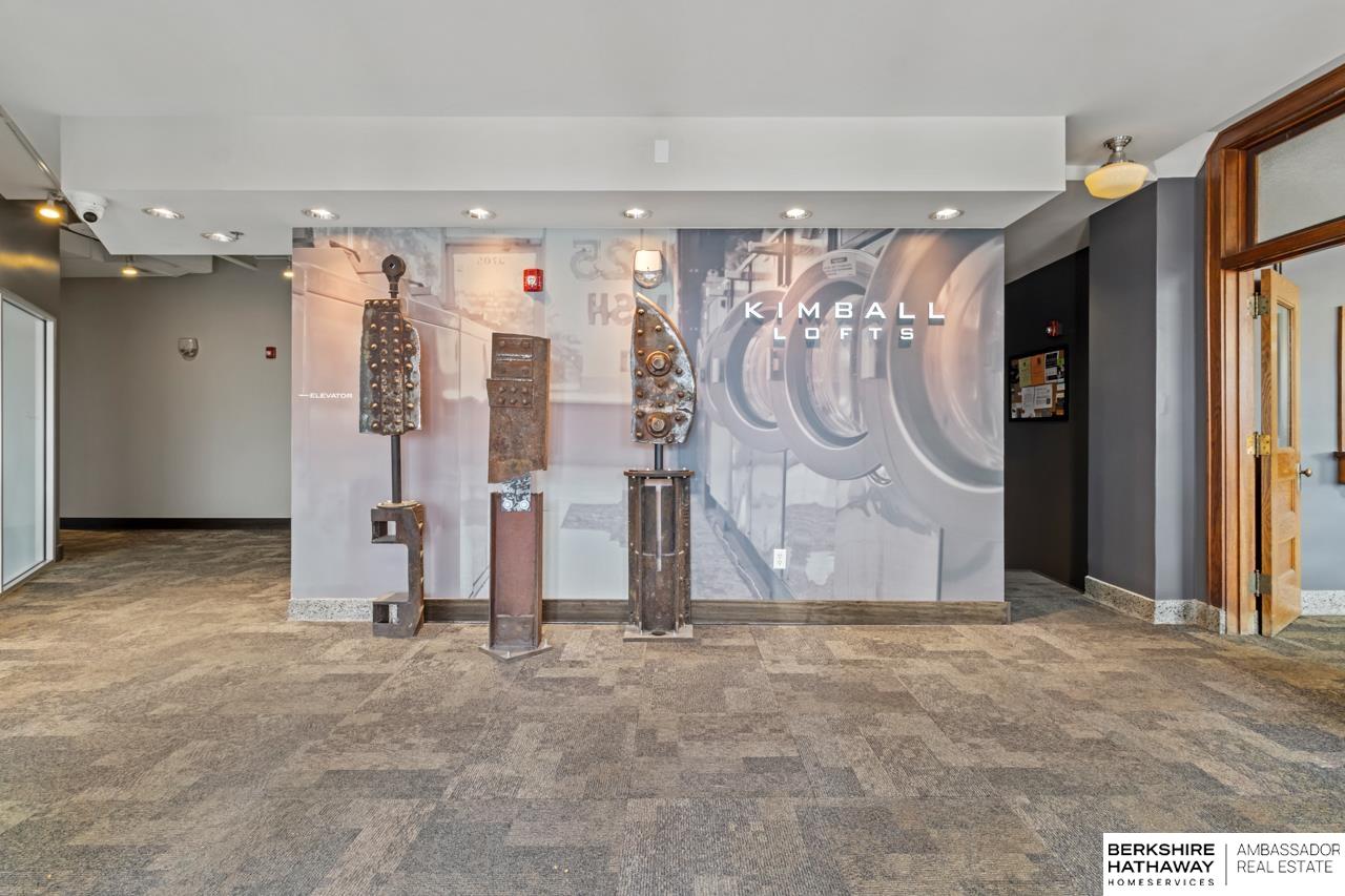 Omaha, Nebraska 68102, United States, 2 Bedrooms Bedrooms, ,2 BathroomsBathrooms,Residential,Active,187833