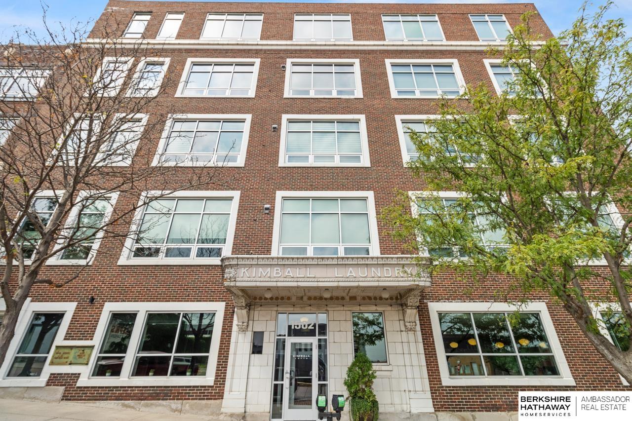 Omaha, Nebraska 68102, United States, 2 Bedrooms Bedrooms, ,2 BathroomsBathrooms,Residential,Active,187833