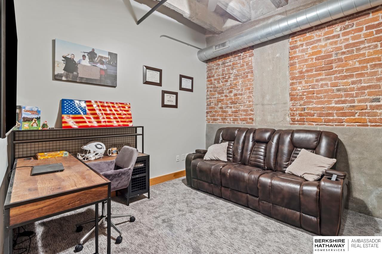 Omaha, Nebraska 68102, United States, 2 Bedrooms Bedrooms, ,2 BathroomsBathrooms,Residential,Active,187833