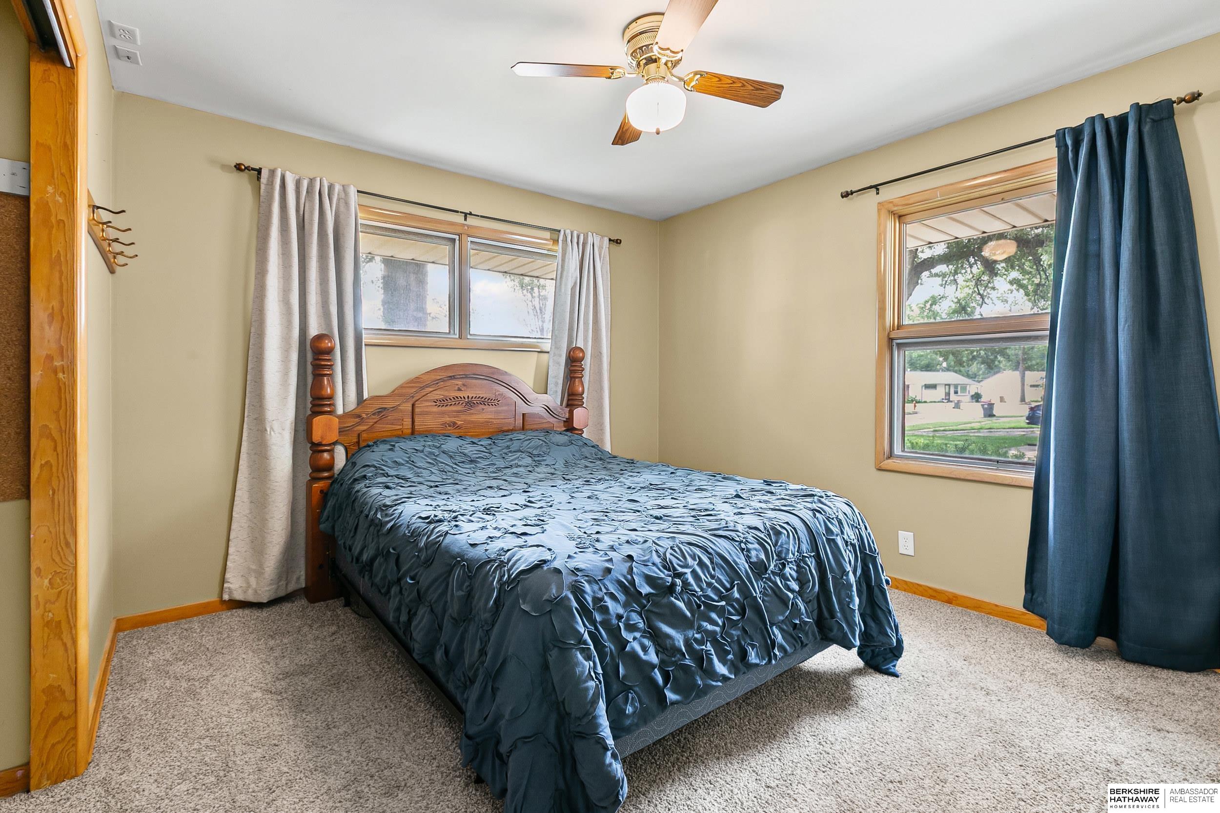 Lincoln, Nebraska 68507, United States, 2 Bedrooms Bedrooms, ,2 BathroomsBathrooms,Residential,Pending,187639