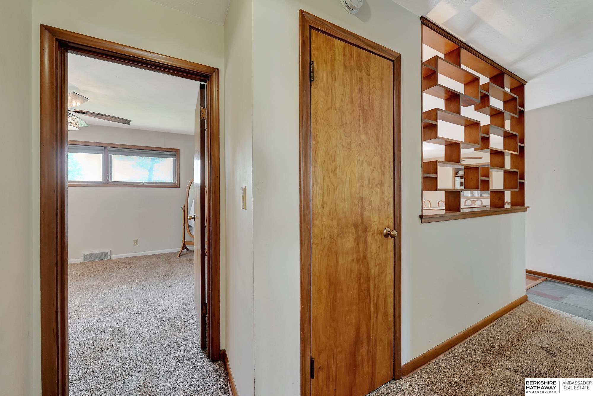 Lincoln, Nebraska 68505, United States, 4 Bedrooms Bedrooms, ,2 BathroomsBathrooms,Residential,Active,118869