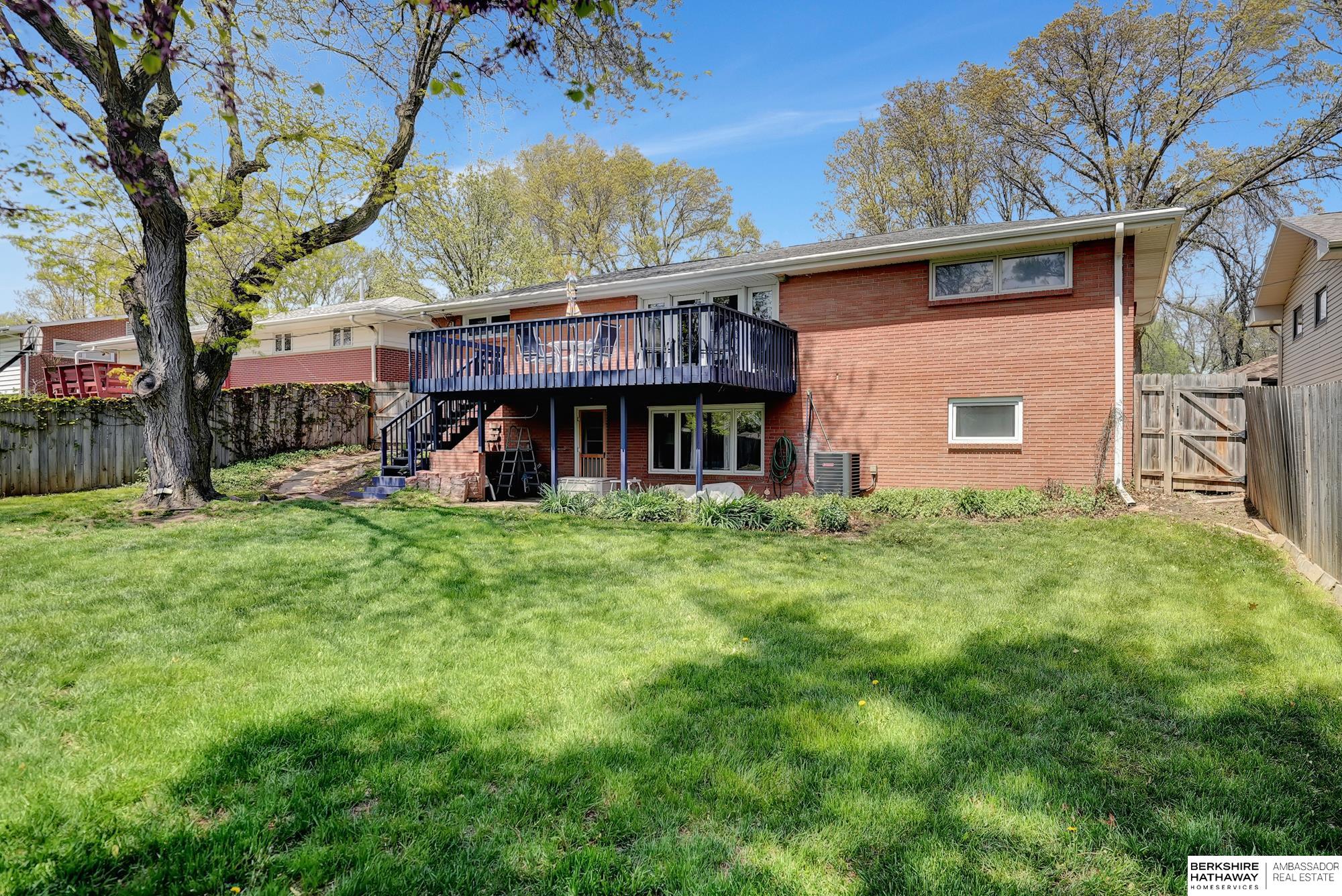 Lincoln, Nebraska 68505, United States, 4 Bedrooms Bedrooms, ,2 BathroomsBathrooms,Residential,Active,118869